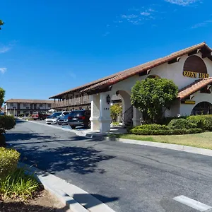 https://cozy-inn.topanaheimhotels.com